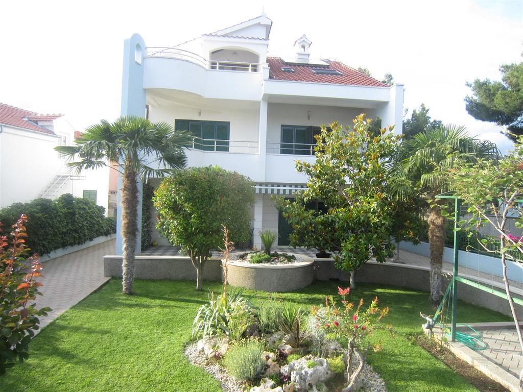 Villa Croatica Apartments Zaboric Bagian luar foto