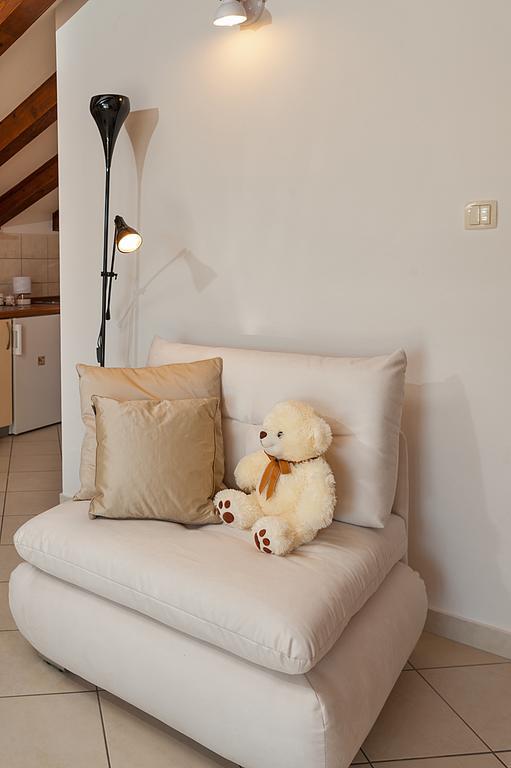 Villa Croatica Apartments Zaboric Bagian luar foto