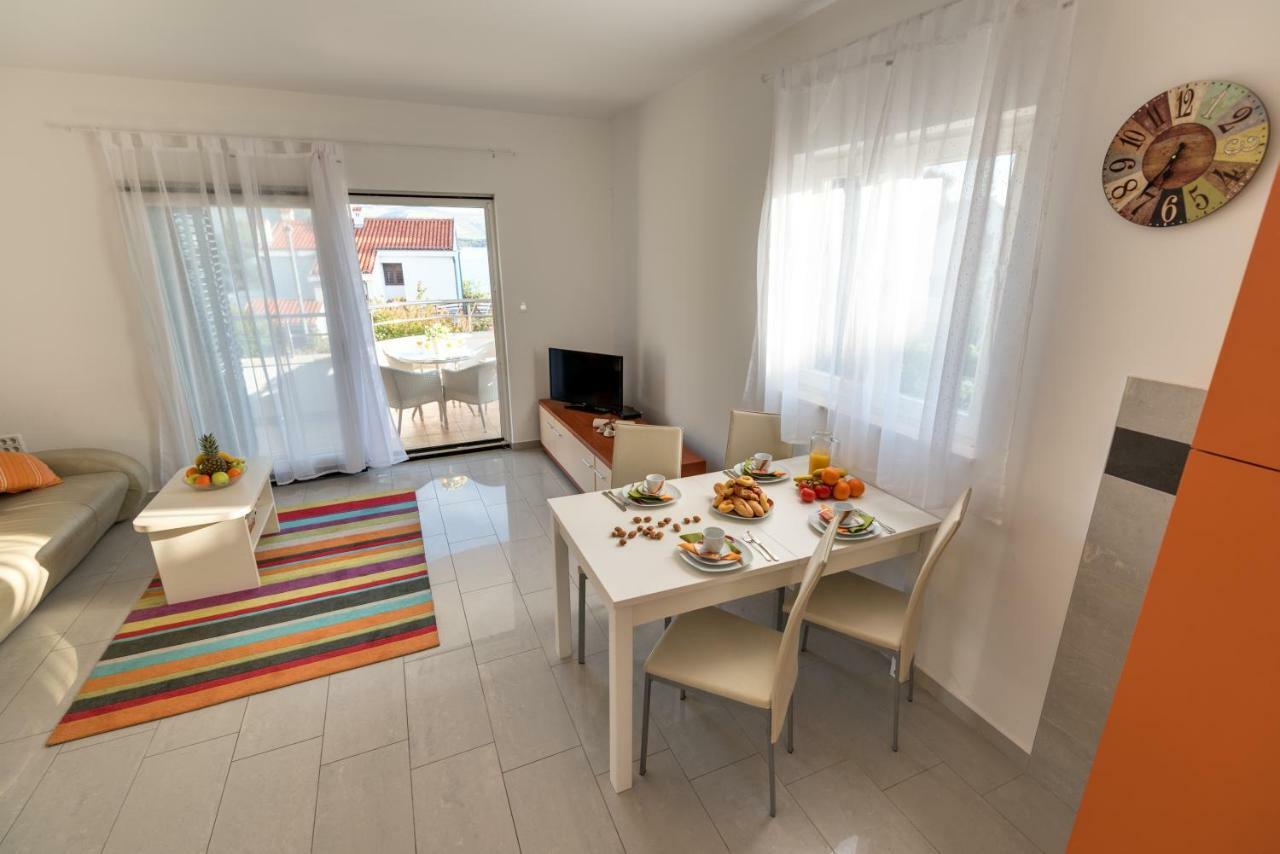 Villa Croatica Apartments Zaboric Bagian luar foto